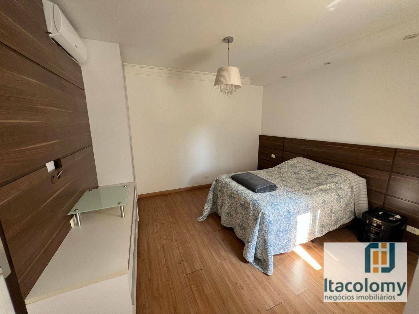 Casa de Condomínio à venda e aluguel com 4 quartos, 353m² - Foto 18