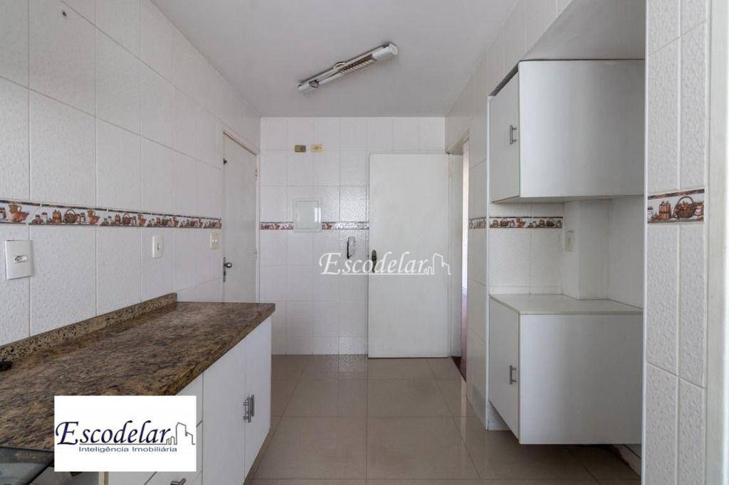 Apartamento à venda com 3 quartos, 135m² - Foto 17