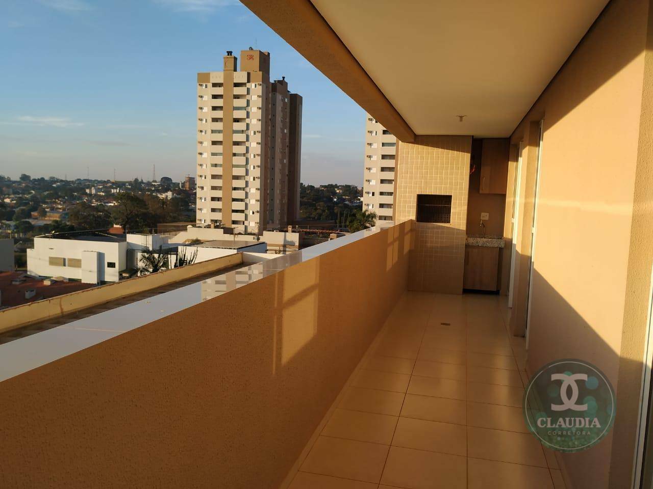 Apartamento à venda com 3 quartos, 188m² - Foto 11