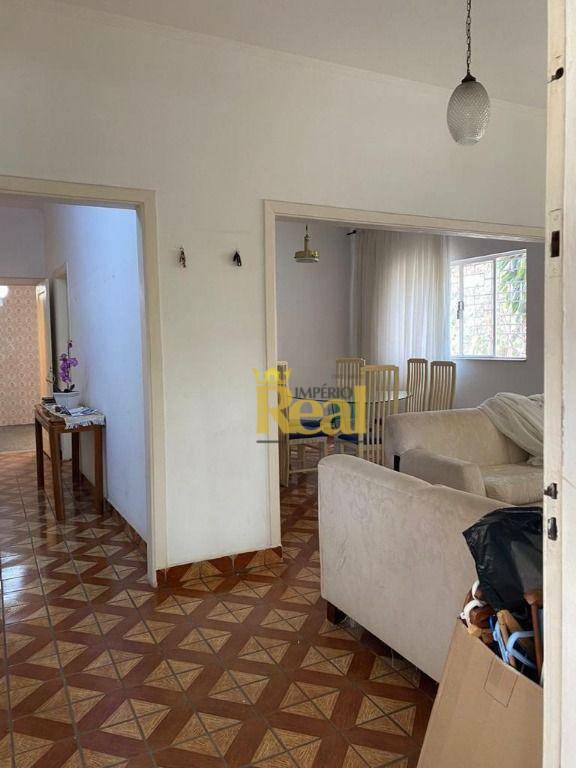 Casa à venda com 3 quartos, 250m² - Foto 25