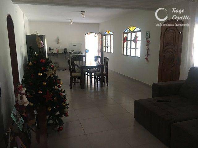 Chácara à venda com 5 quartos, 400m² - Foto 17