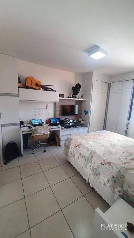 Apartamento à venda com 3 quartos, 134m² - Foto 8