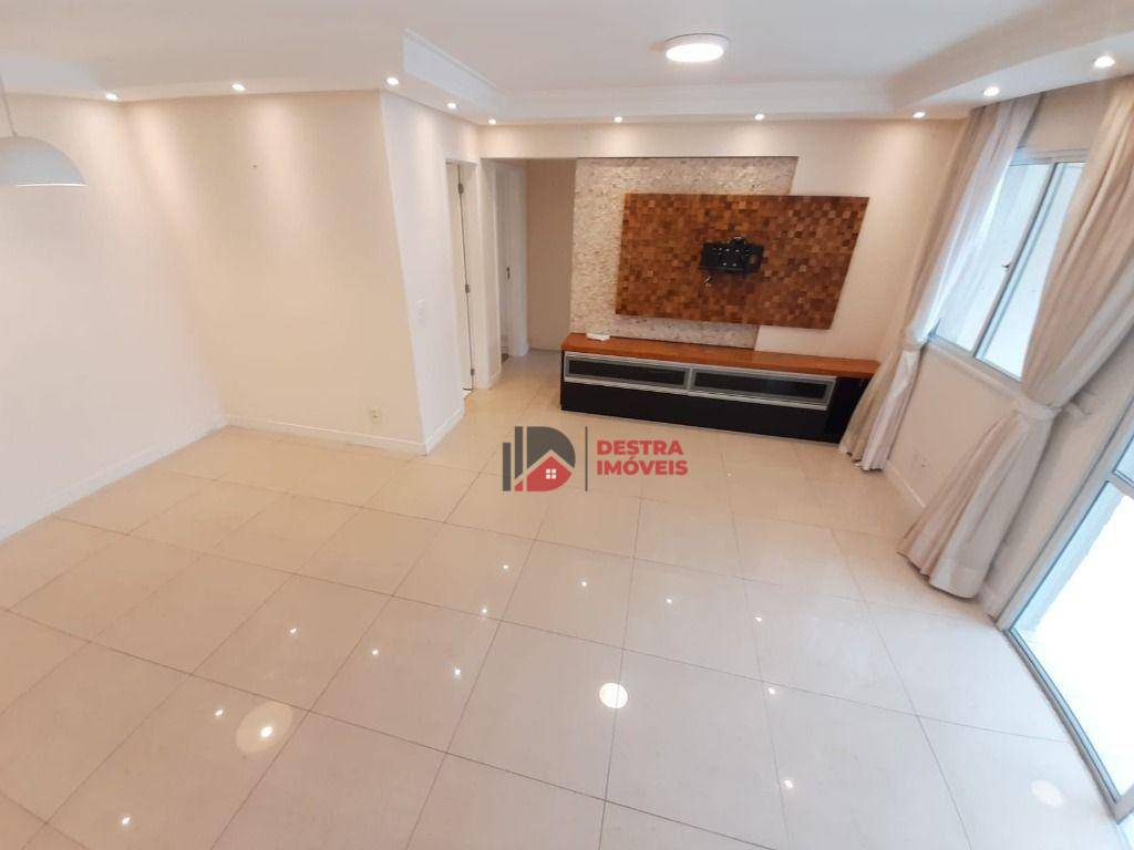 Apartamento à venda com 3 quartos, 80m² - Foto 9