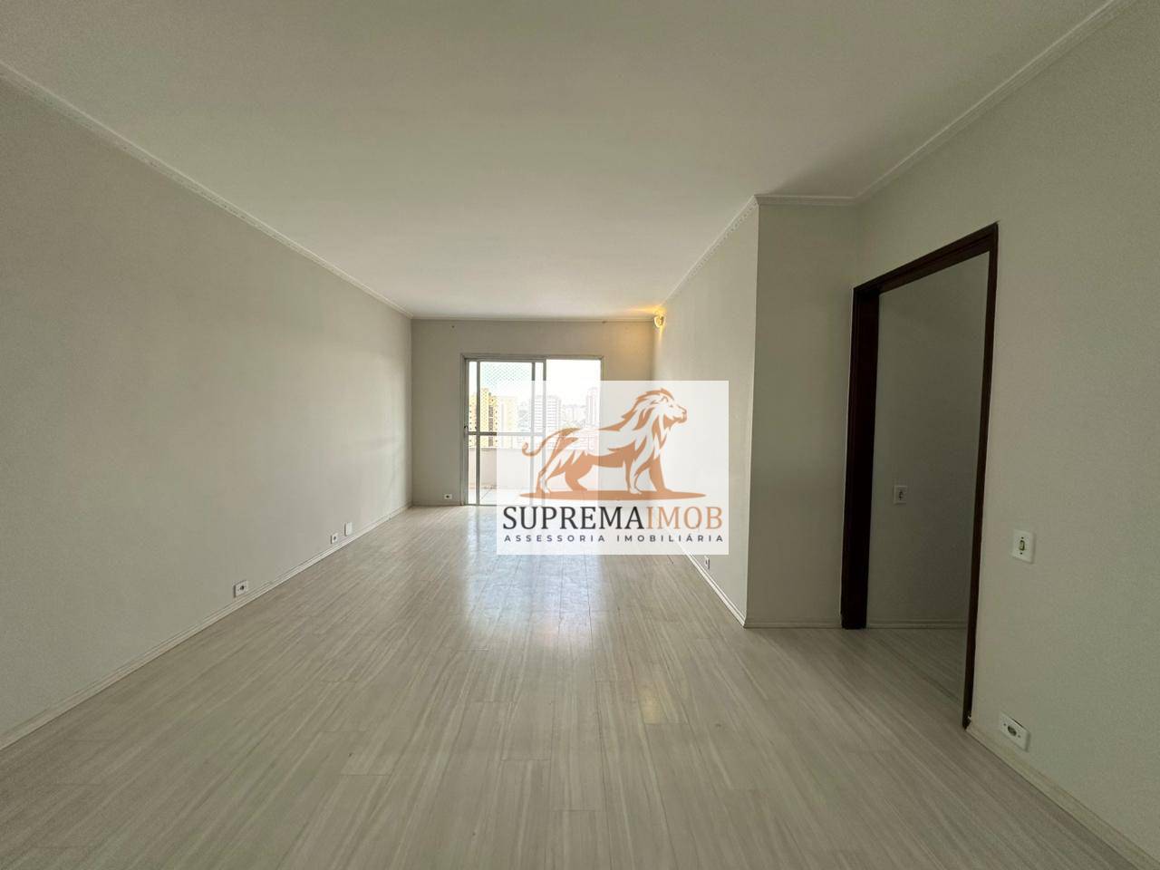 Apartamento à venda com 3 quartos, 127m² - Foto 4