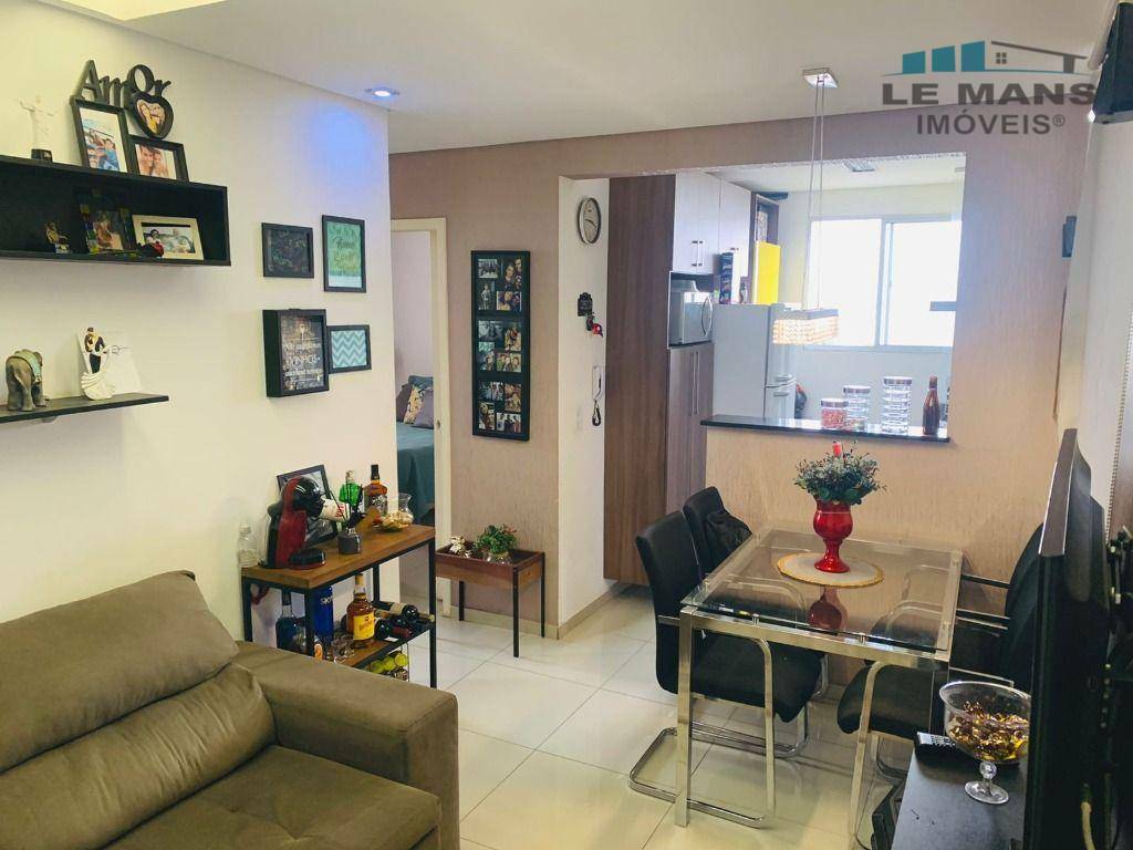 Apartamento à venda com 2 quartos, 46m² - Foto 3