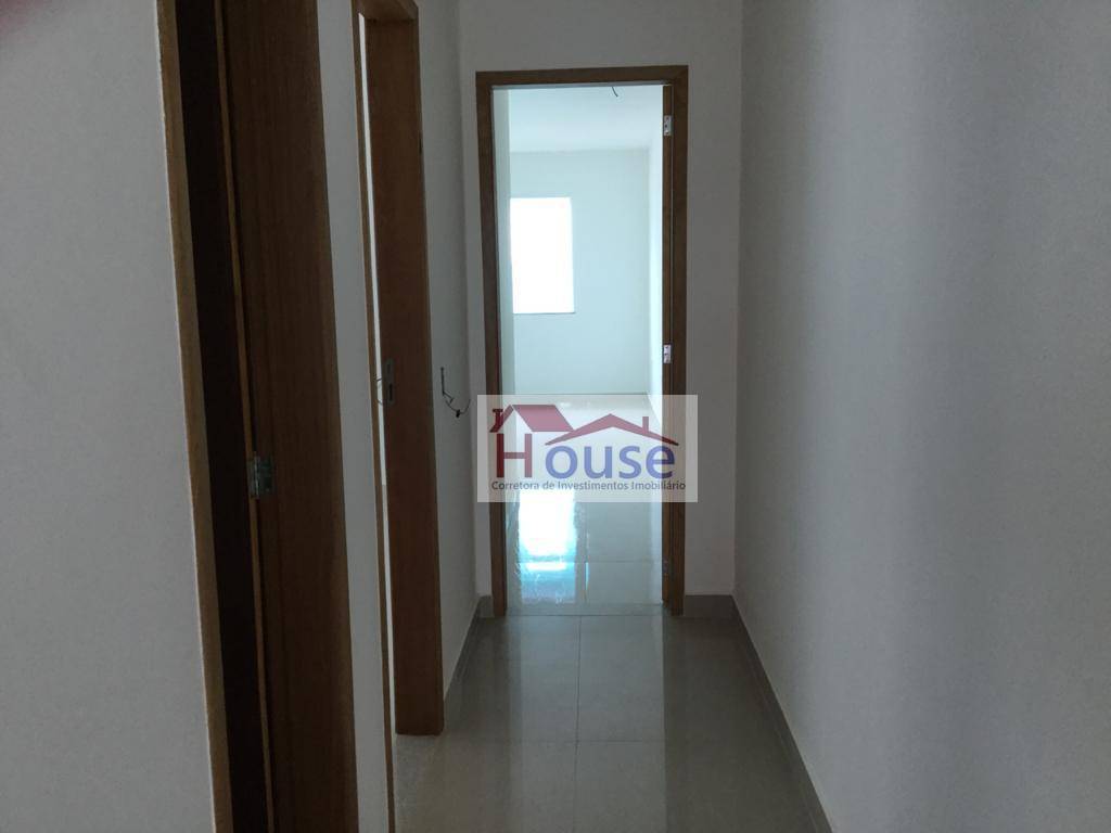 Casa à venda com 2 quartos, 220m² - Foto 18