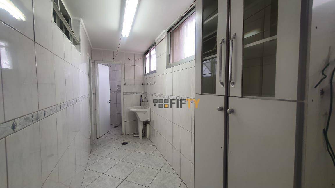 Apartamento para alugar com 3 quartos, 94m² - Foto 16