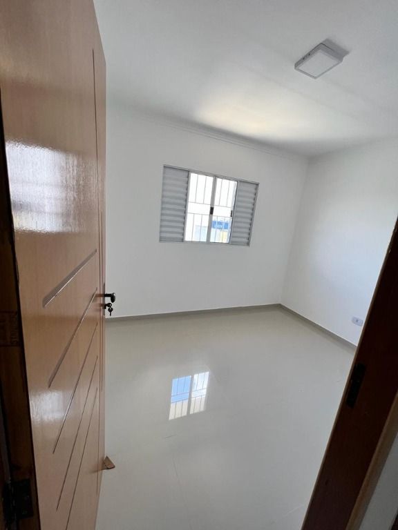 Sobrado à venda com 3 quartos, 99m² - Foto 4