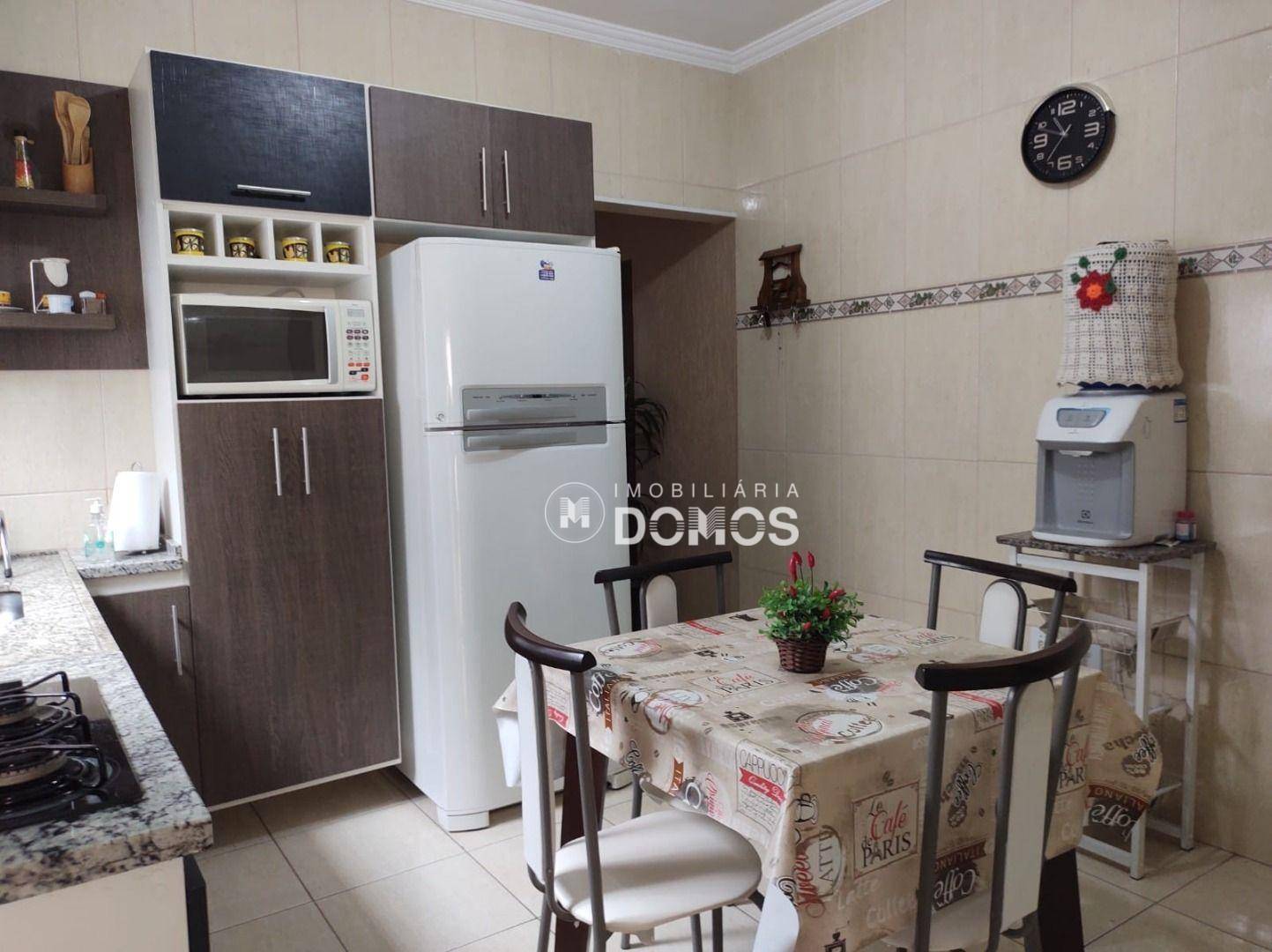 Casa à venda com 2 quartos, 180m² - Foto 15