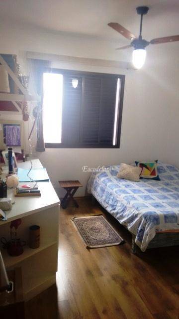 Apartamento à venda com 4 quartos, 175m² - Foto 18