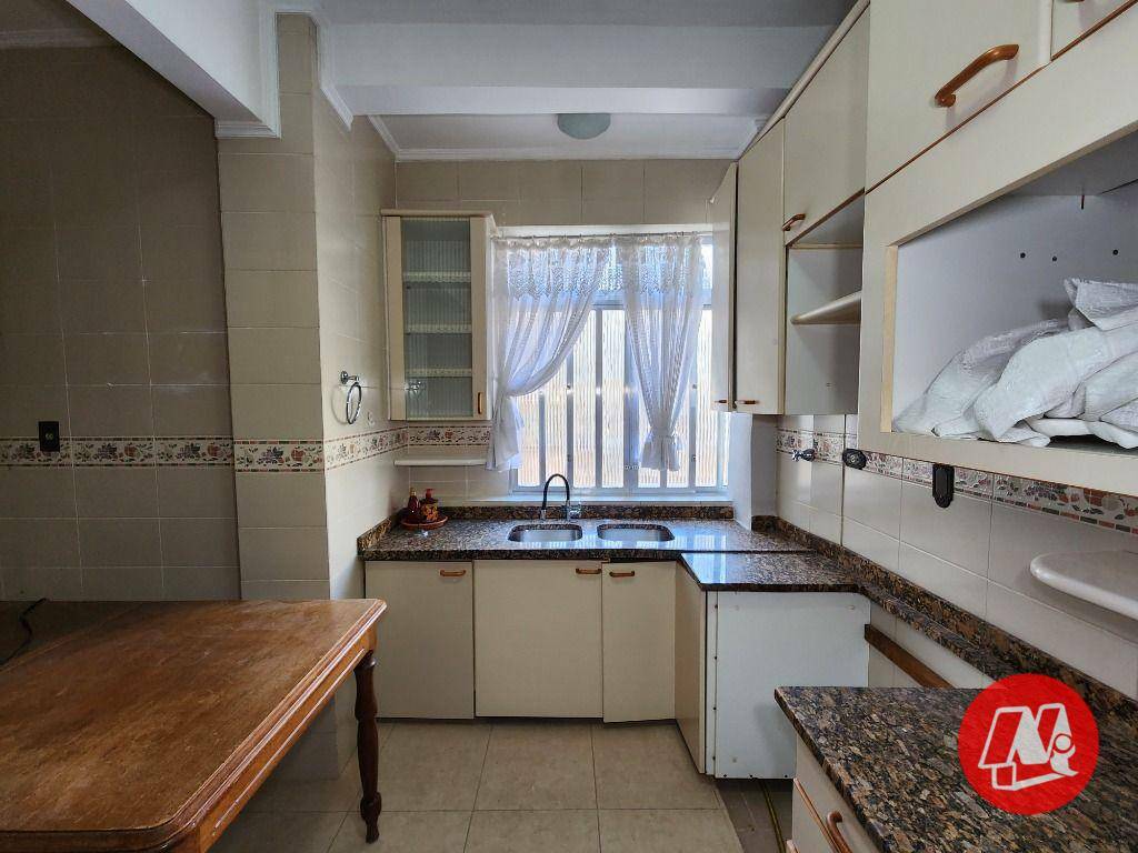 Apartamento para alugar com 2 quartos, 115m² - Foto 12