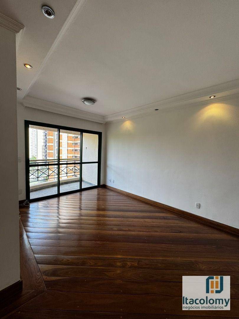 Apartamento para alugar com 3 quartos, 94m² - Foto 19