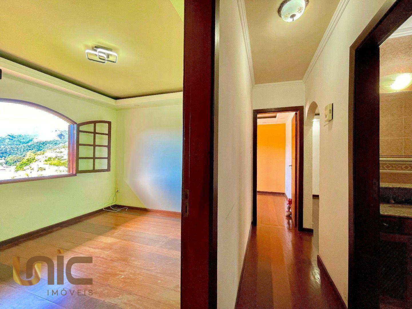 Casa à venda com 3 quartos, 140m² - Foto 16