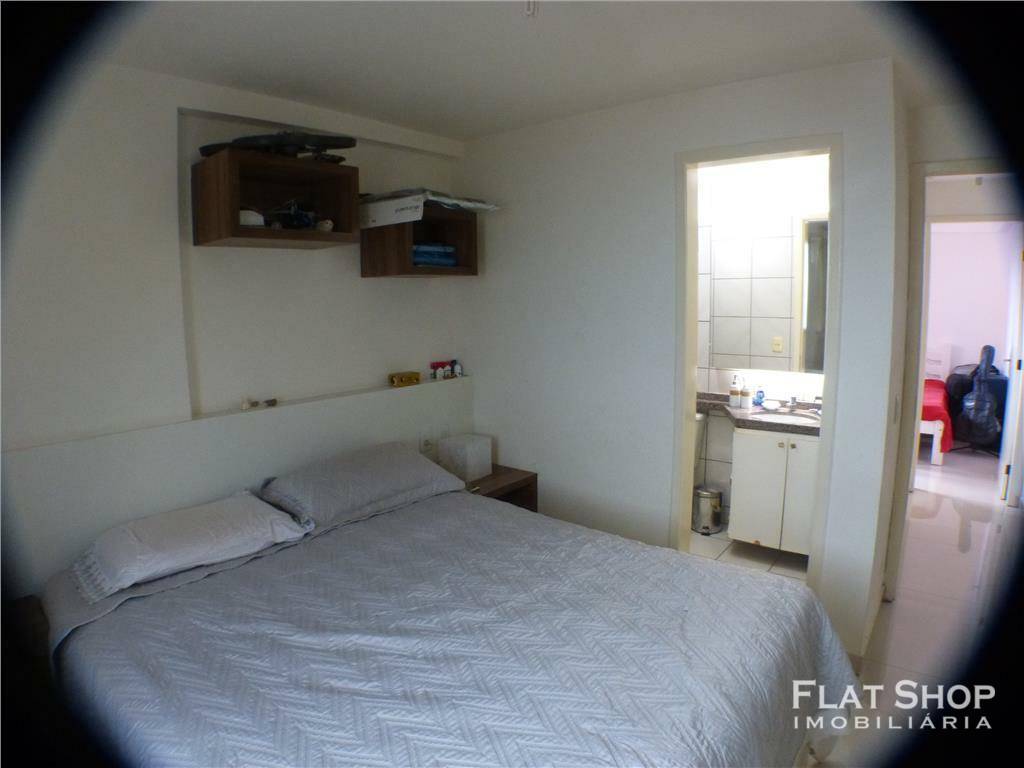 Apartamento à venda com 2 quartos, 70m² - Foto 7