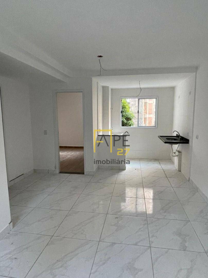 Apartamento à venda com 2 quartos, 42m² - Foto 6