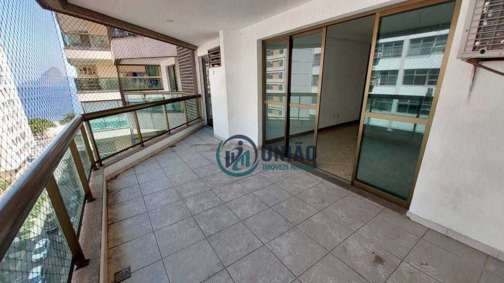 Apartamento à venda com 4 quartos, 180m² - Foto 1