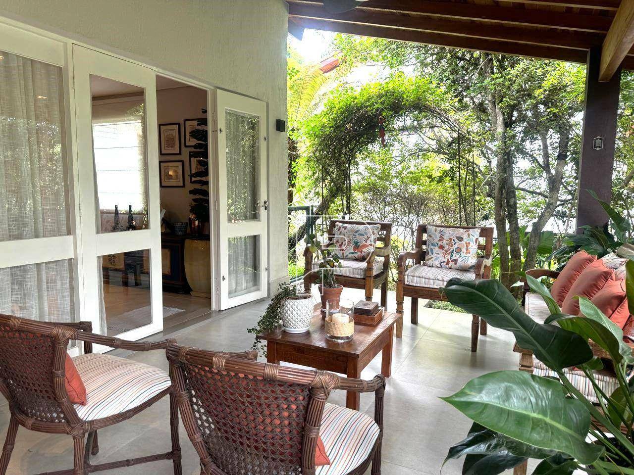 Casa de Condomínio à venda com 3 quartos, 350m² - Foto 58