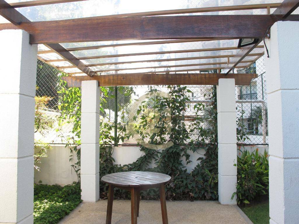 Apartamento à venda com 2 quartos, 50m² - Foto 20