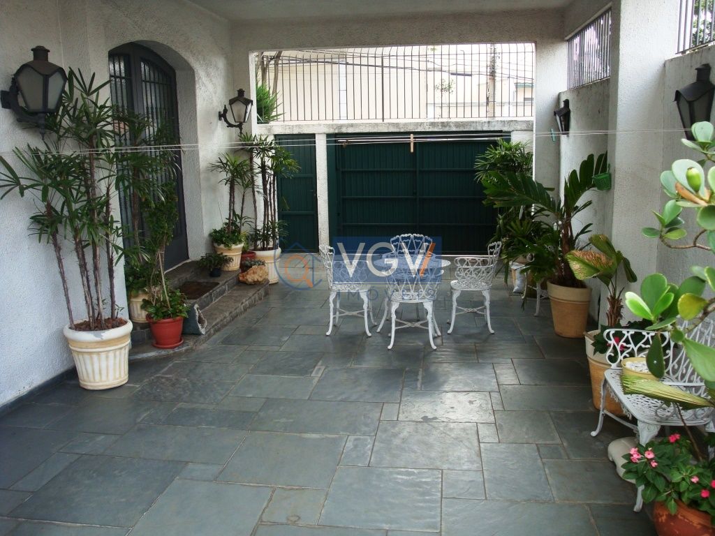 Casa à venda e aluguel com 5 quartos, 400m² - Foto 10