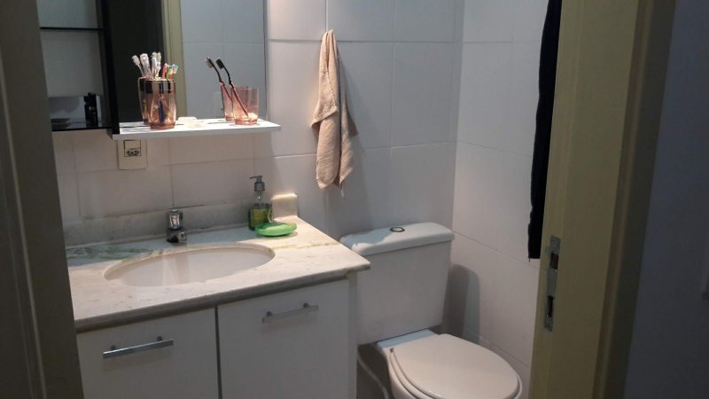 Apartamento à venda com 2 quartos, 55m² - Foto 3