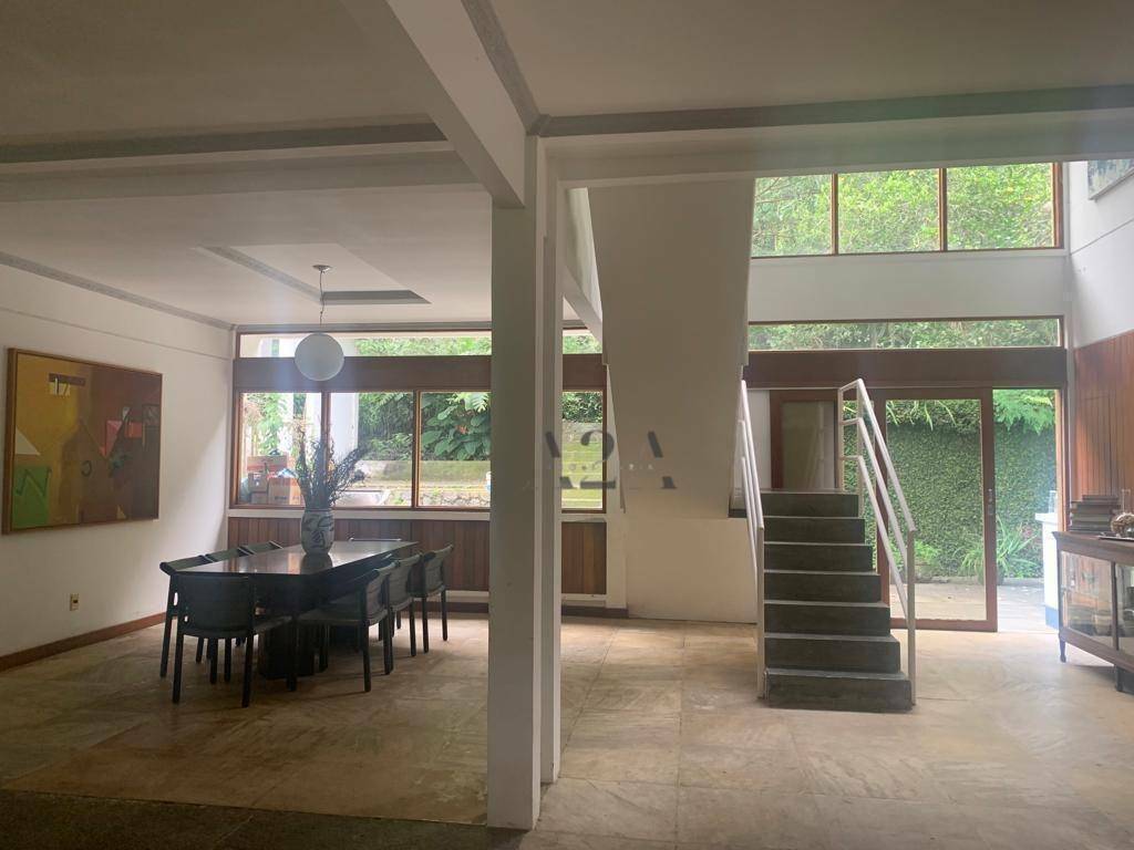 Casa à venda com 4 quartos, 400m² - Foto 15