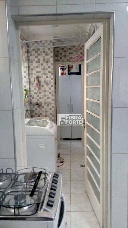 Apartamento à venda com 3 quartos, 84m² - Foto 6