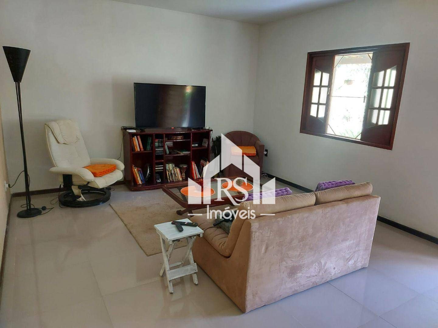 Casa à venda com 2 quartos, 120m² - Foto 3