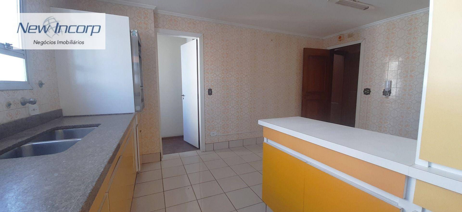 Apartamento à venda com 4 quartos, 210m² - Foto 15