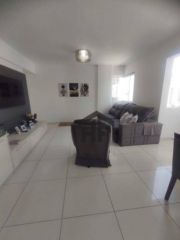 Apartamento à venda com 3 quartos, 133m² - Foto 9