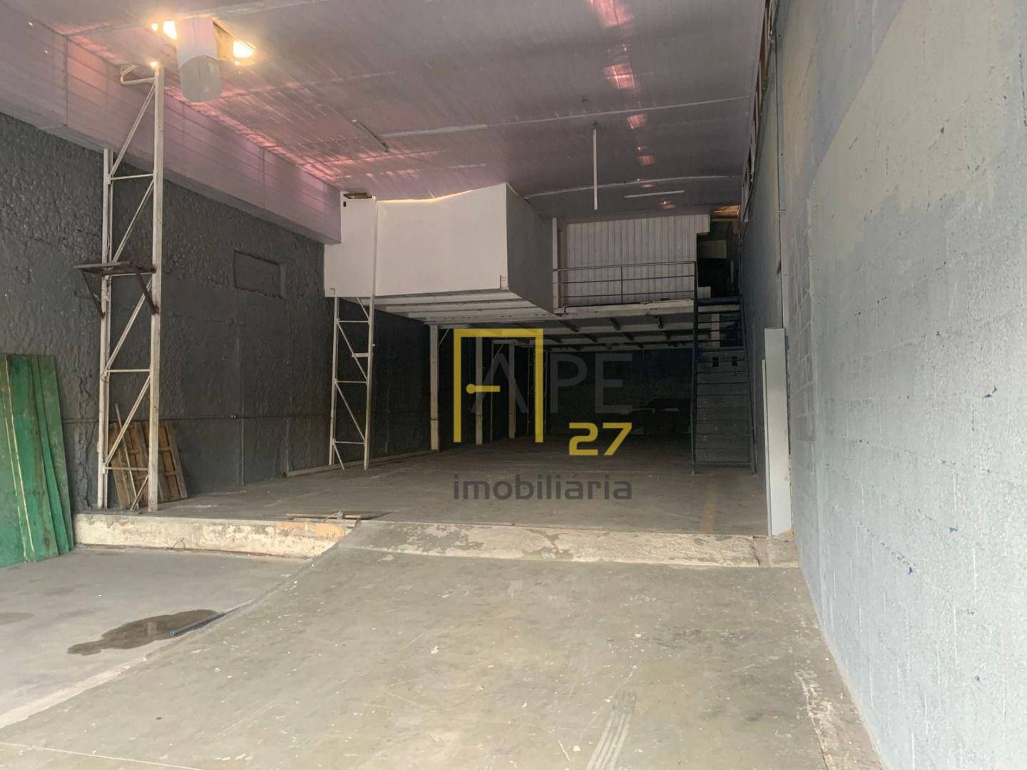 Depósito-Galpão-Armazém para alugar, 372m² - Foto 13