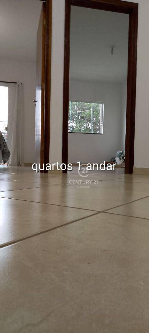Casa, 3 quartos, 221 m² - Foto 4