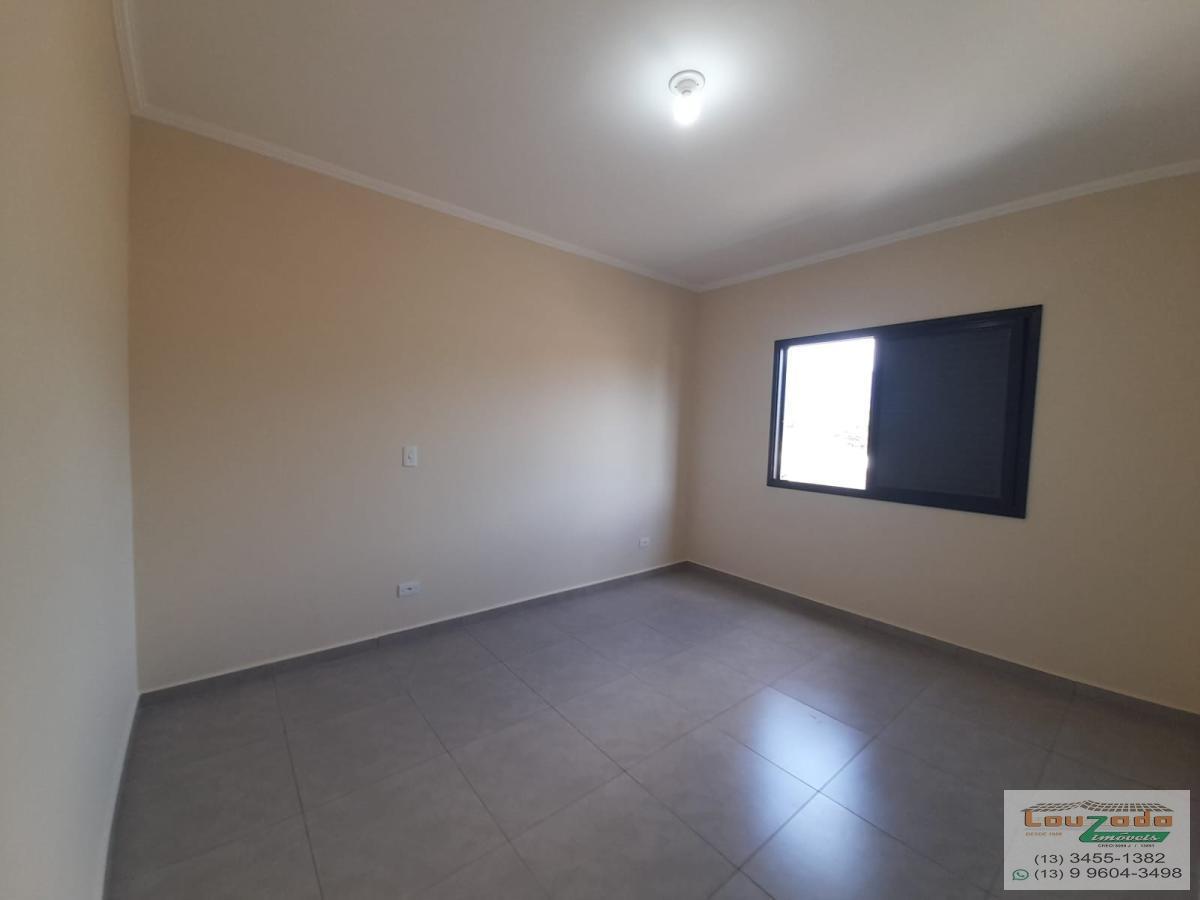 Casa à venda com 2 quartos, 69m² - Foto 8