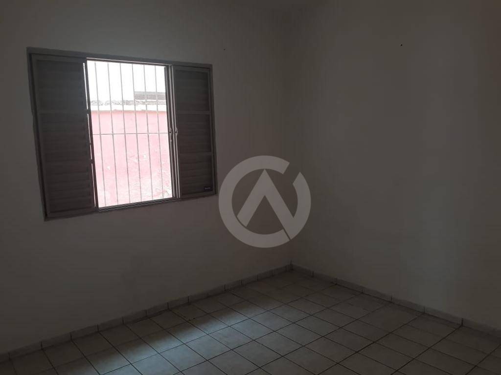 Casa à venda com 2 quartos, 135m² - Foto 9