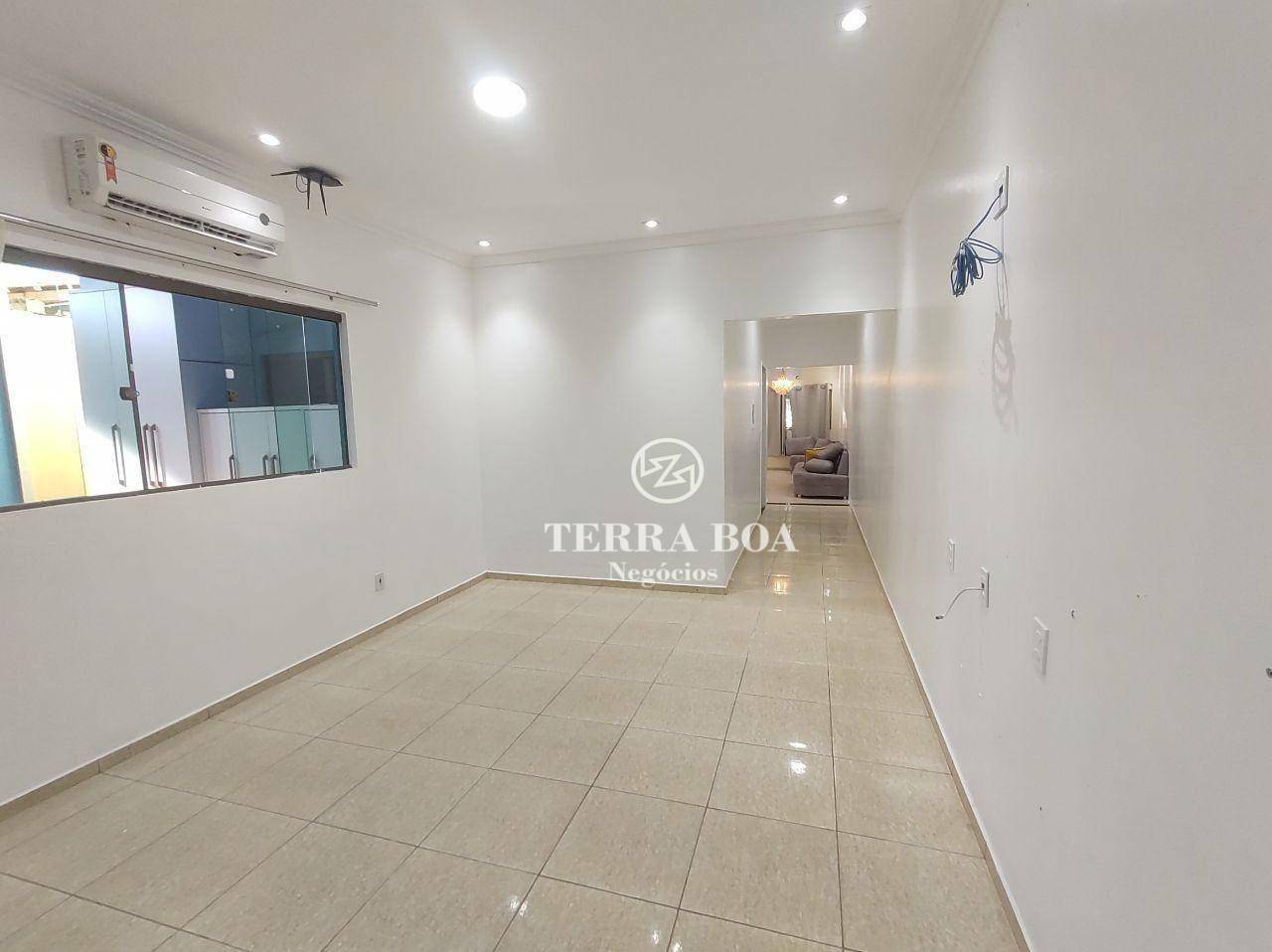 Casa para alugar com 4 quartos, 300m² - Foto 11