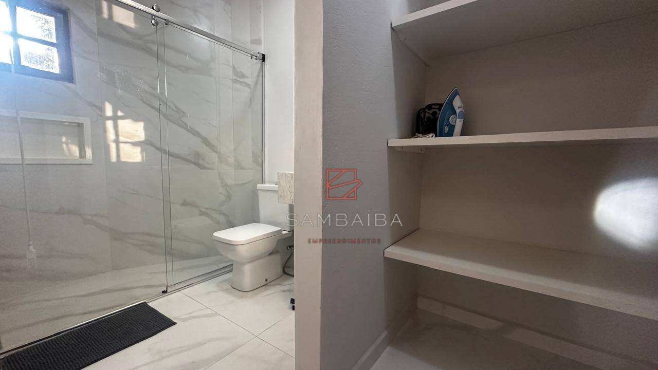 Casa à venda com 4 quartos, 350m² - Foto 19