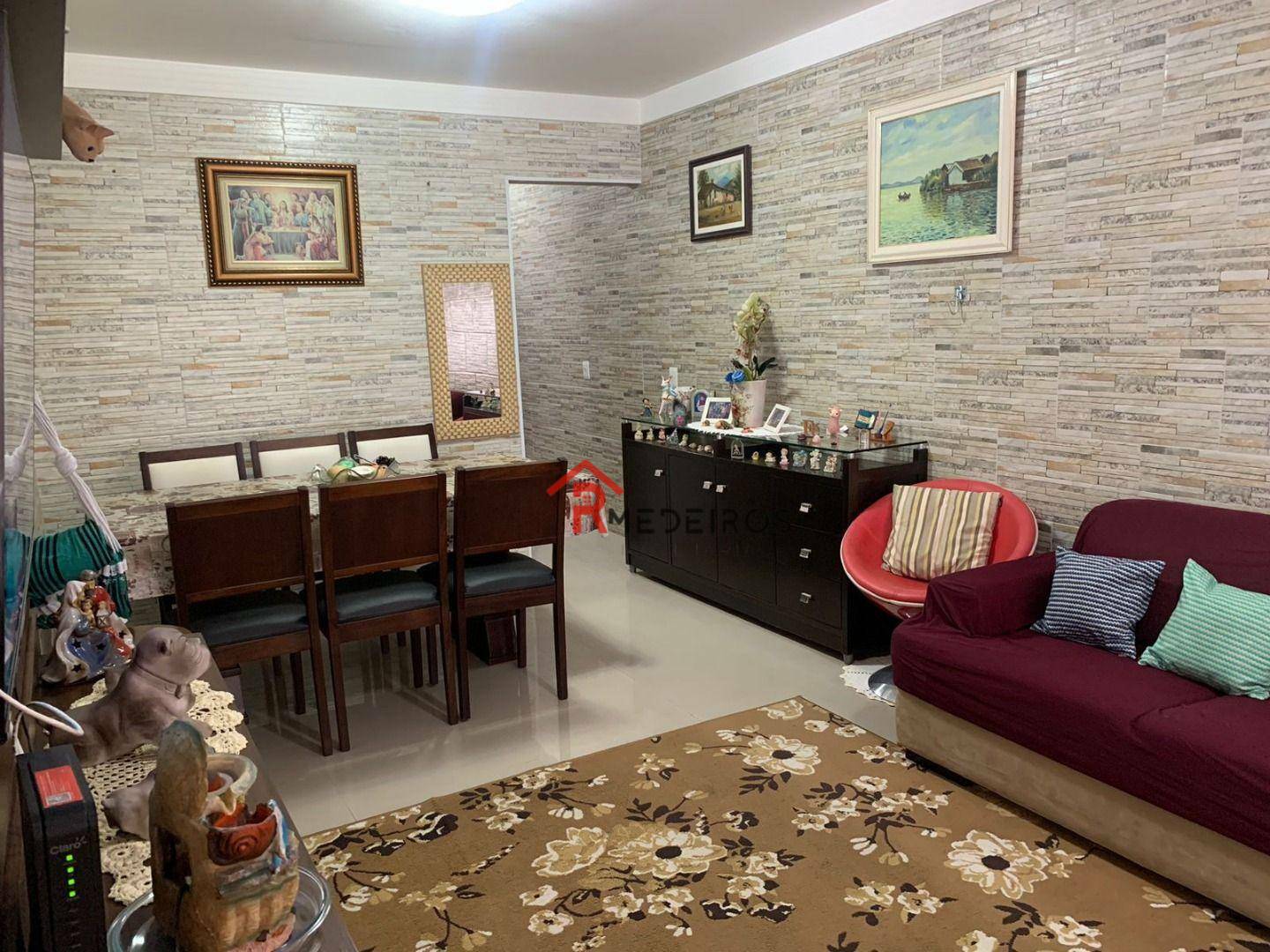 Sobrado à venda com 3 quartos, 84m² - Foto 1