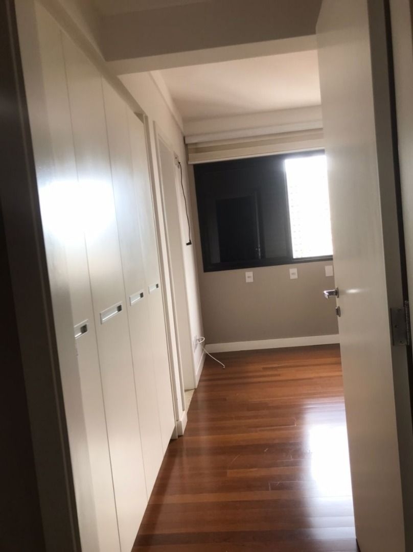 Apartamento para alugar com 4 quartos, 100m² - Foto 4