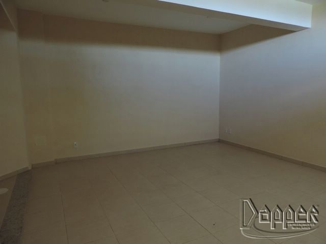 Casa à venda com 3 quartos, 220m² - Foto 12