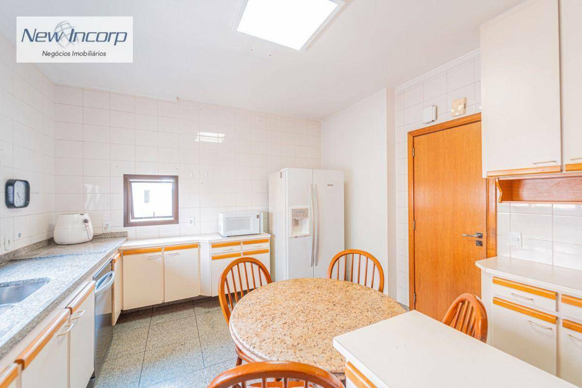 Apartamento à venda com 4 quartos, 150m² - Foto 16