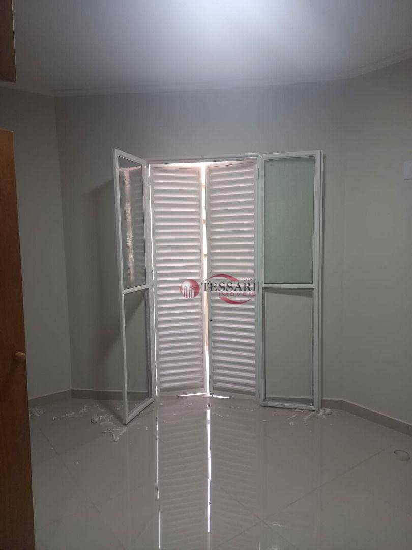 Apartamento para alugar com 3 quartos, 96m² - Foto 7