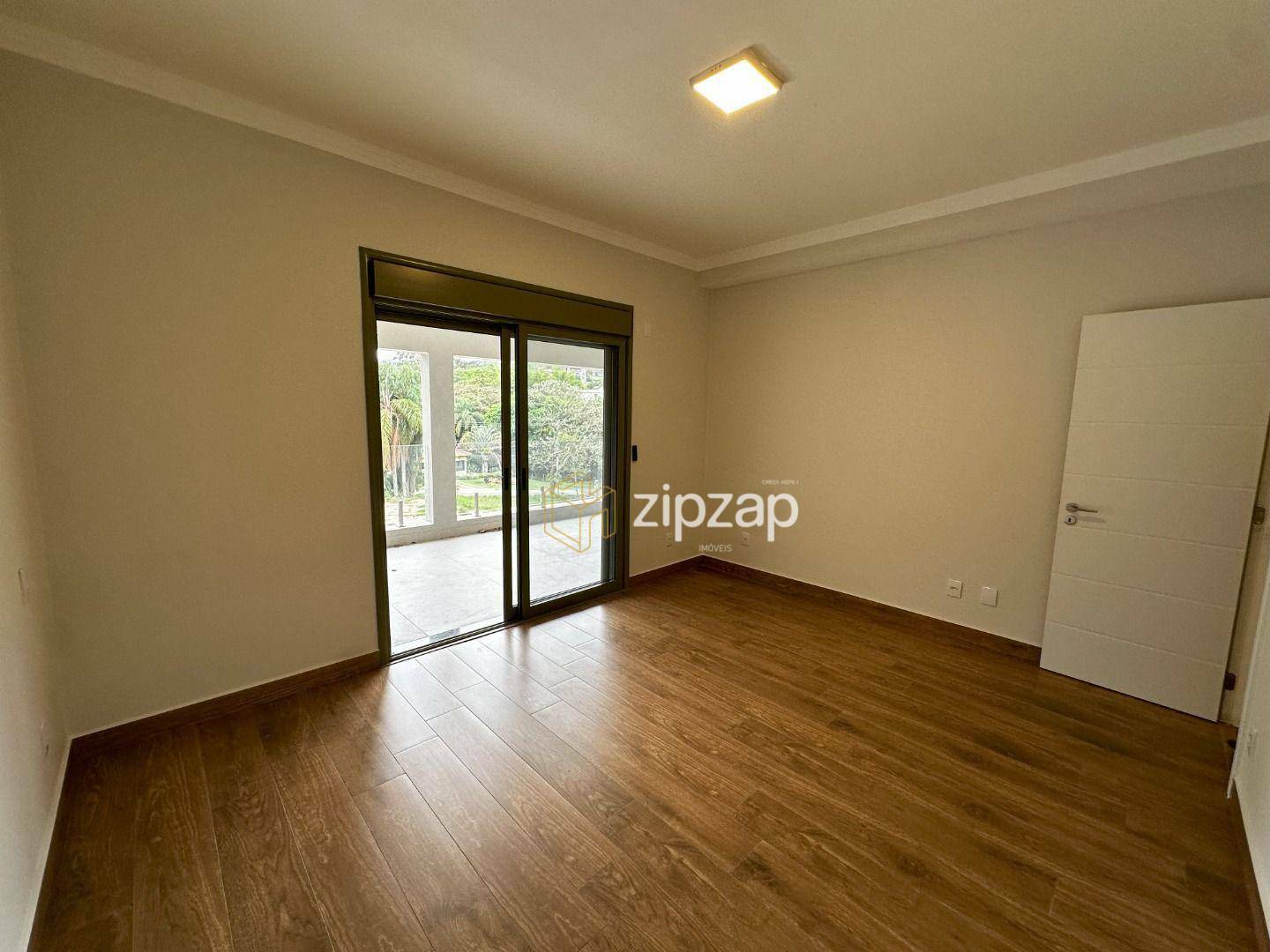 Casa à venda com 4 quartos, 300m² - Foto 14