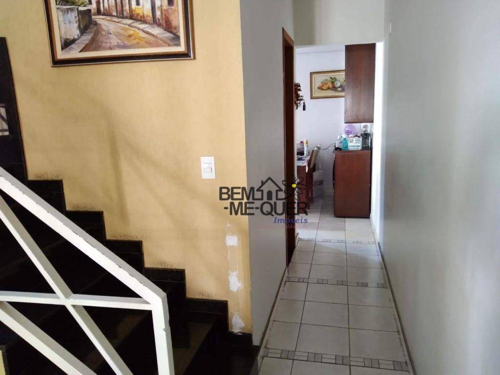 Sobrado à venda com 3 quartos, 152m² - Foto 2