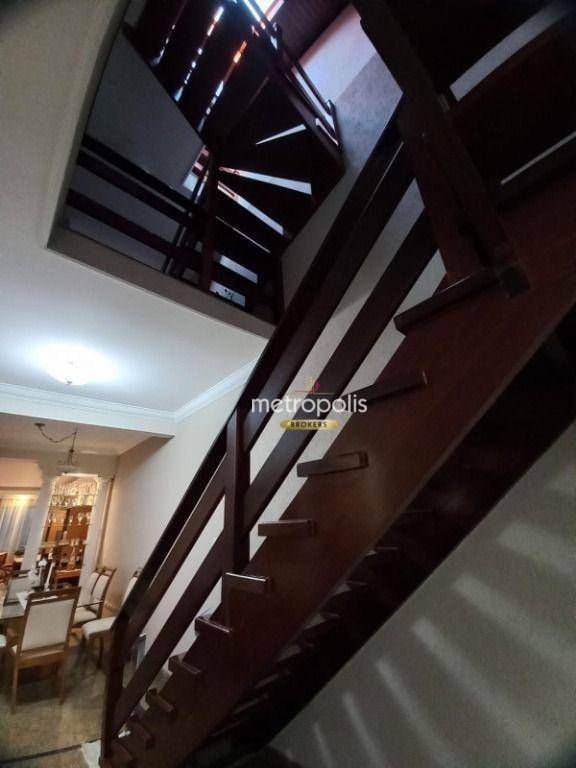 Sobrado à venda com 4 quartos, 354m² - Foto 44