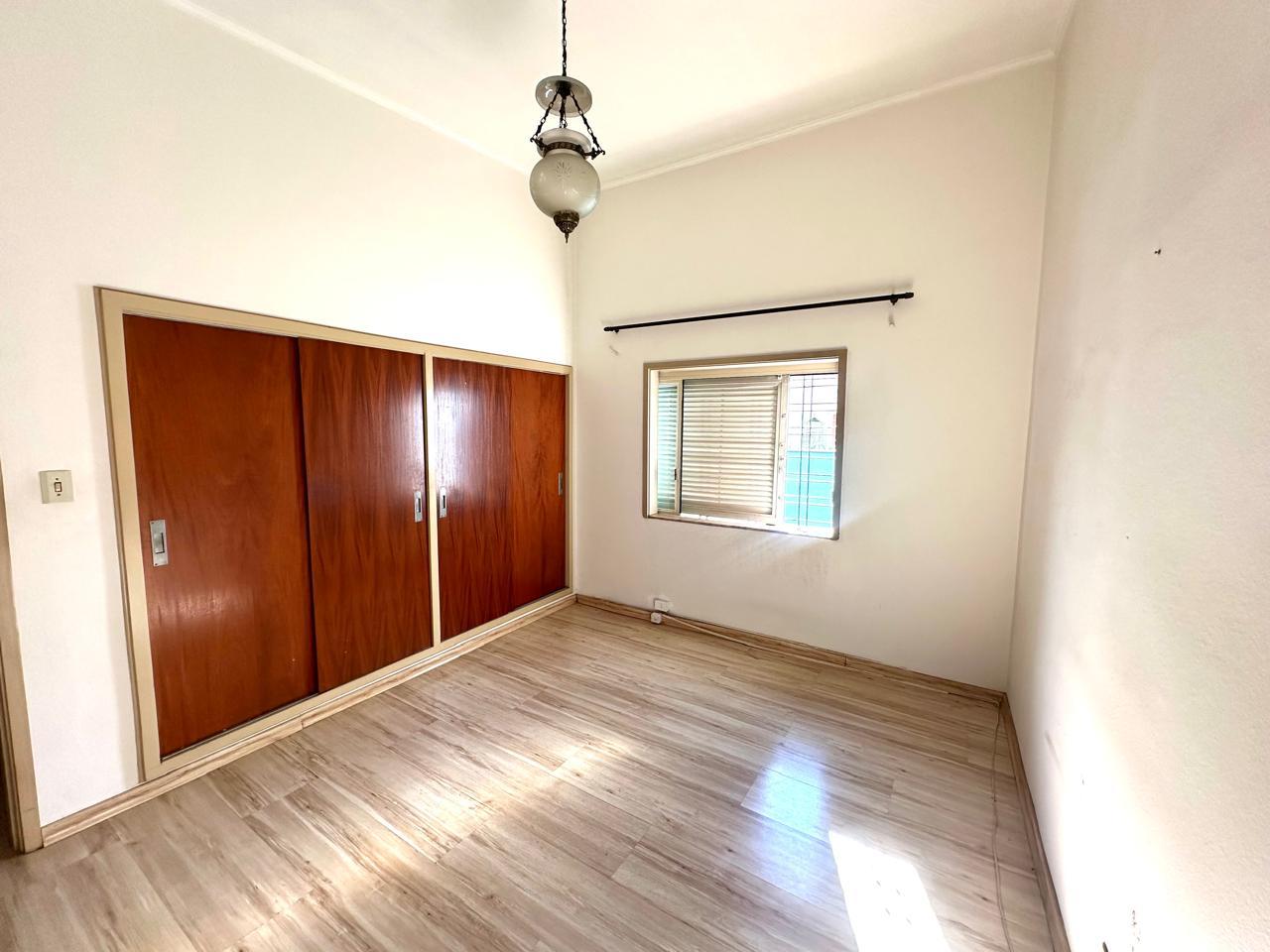 Casa à venda com 3 quartos, 360m² - Foto 11