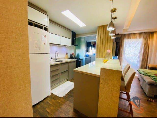 Apartamento à venda com 3 quartos, 85m² - Foto 1