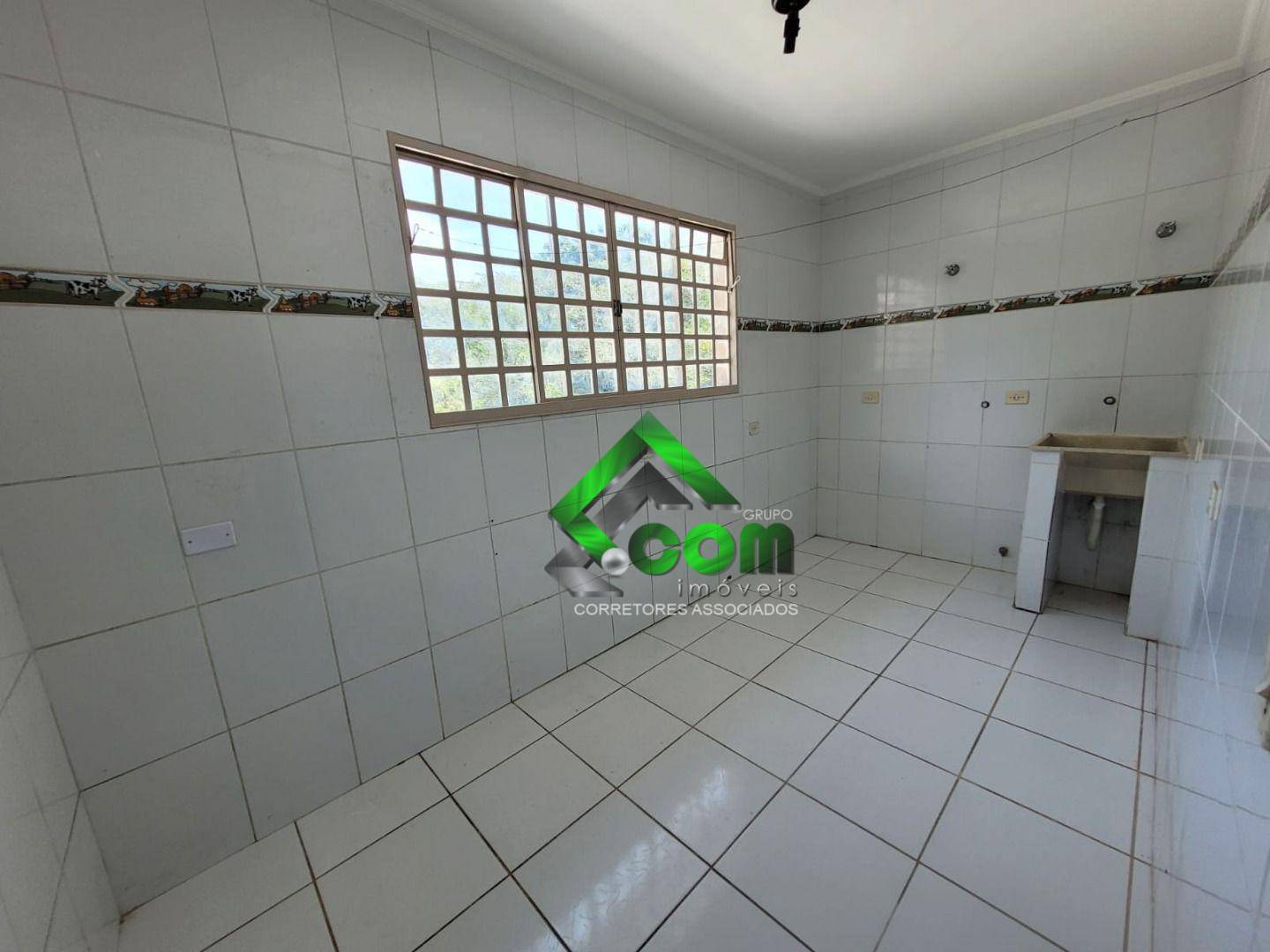 Casa à venda e aluguel com 3 quartos, 170m² - Foto 11