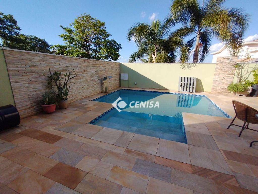 Casa de Condomínio à venda com 3 quartos, 386m² - Foto 1