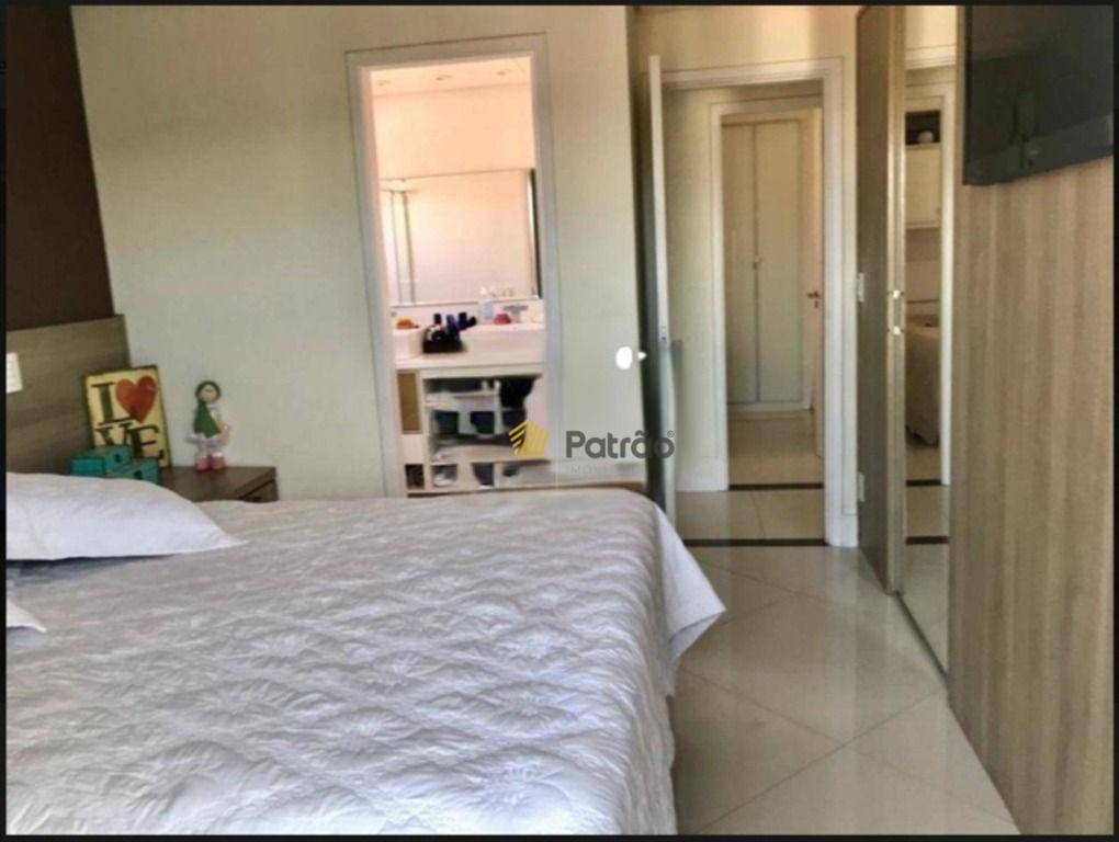 Apartamento à venda com 3 quartos, 130m² - Foto 18