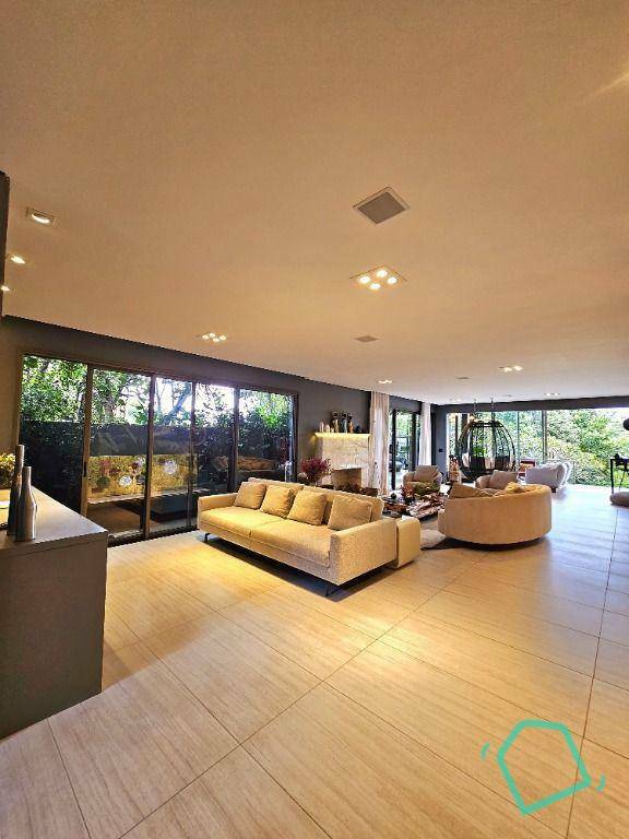 Casa para alugar com 4 quartos, 517m² - Foto 13
