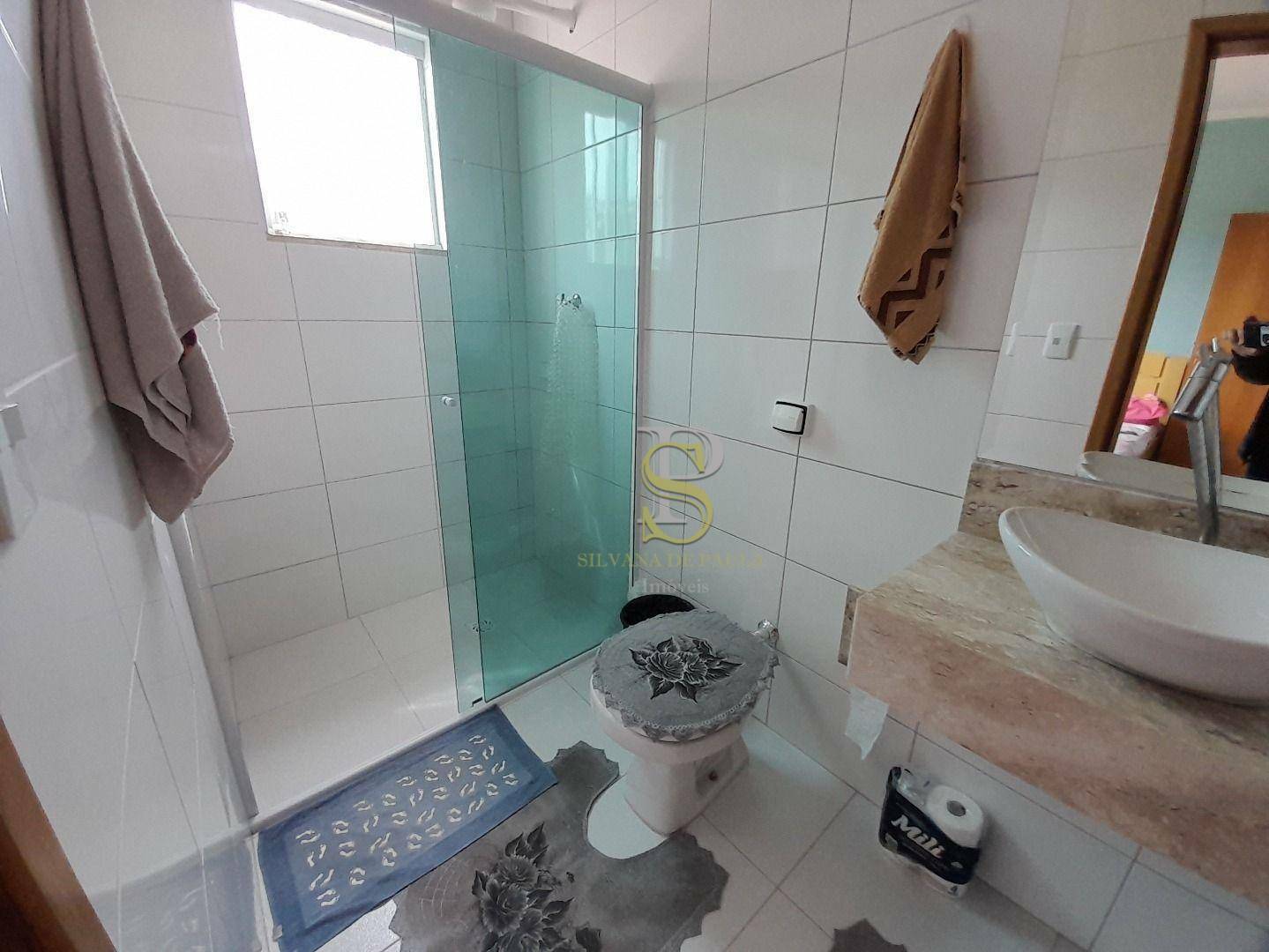 Chácara à venda com 4 quartos, 300m² - Foto 15